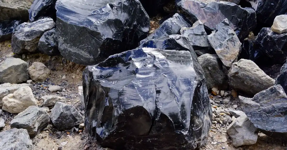 Obsidian daşının mənası, faydaları